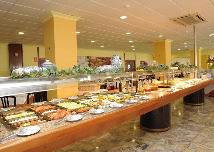 فندق Natura Park 4*