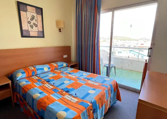 Natura Park 4* كوماروغا