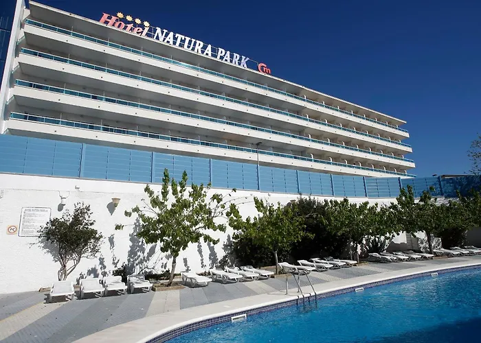 فندق Natura Park 4*