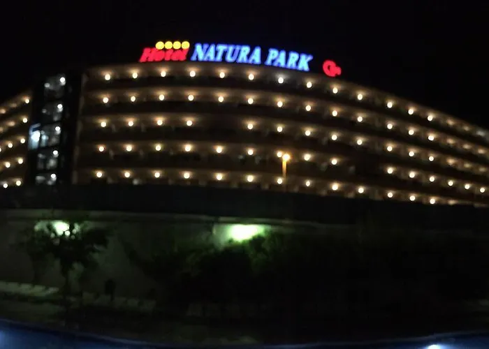 فندق Natura Park 4*