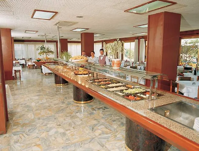 فندق Natura Park 4*