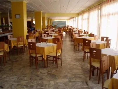 Natura Park 4* كوماروغا