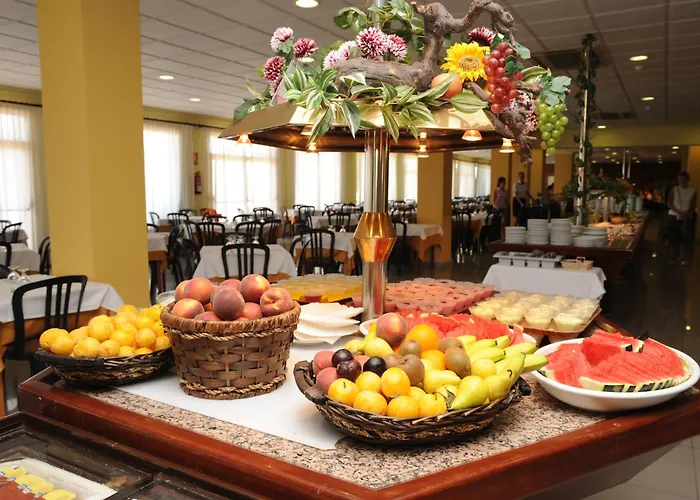 فندق Natura Park 4*