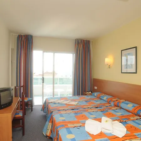 Natura Park Hotel 4*